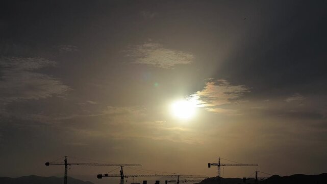 Timelapse Eclipse Parcial 2026. M&aacute;laga. Espa&ntilde;a.