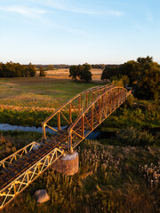 Widok  na stary most kolejowy w Żarowie, Zachodniopomorskie, Polska © Marek