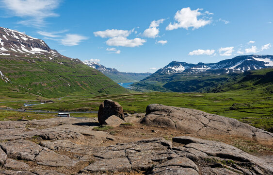 Route 93 Overlook, Sey&eth;isfj&ouml;r&eth;ur Valley