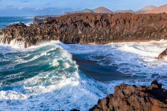 Los Hervideros, coastline with huge waves