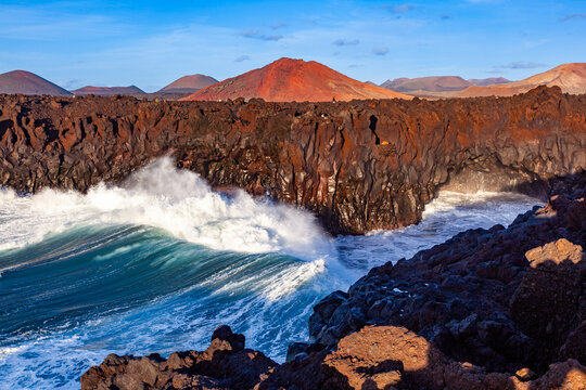 Los Hervideros, coastline with huge waves