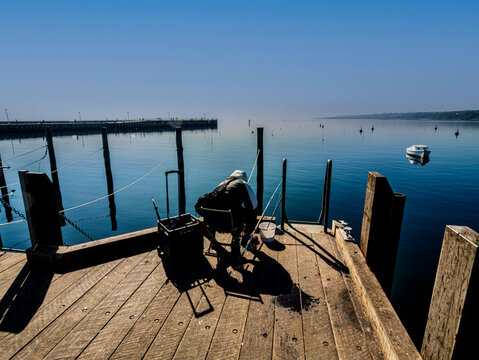 Magnificent Sunny Day Pier Fisherman