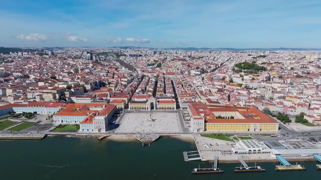 Lisbon metropolitan area, Commerce Square and Rua Augusta Arch on Tagus River, Lisbon geography, Aerial descending shot