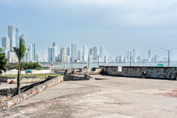 Obraz premium Cartagena Bocagrande skyline featuring historic fortress walls