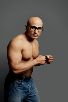 Portrait of a muscular man 