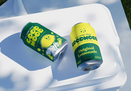 Outdoor Can Mockup