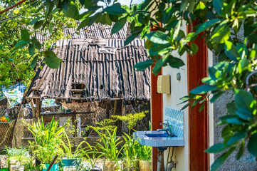 Rustic Backyard With Old Shack and Outdoor Sink in Ek Balam, Yucatan © Lumen&Lines