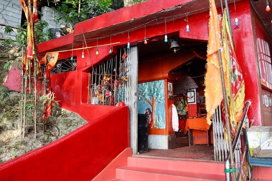 インド　ダージリン　チベット寺院