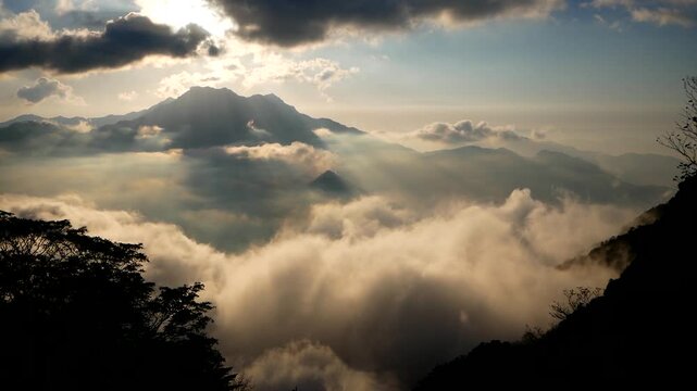 石鎚山と雲海と薄明光線タイムラプス