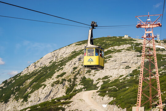 Hallstatt, Austria - 10 July 2019: Historic Dachstein Krippenstein-Bahn pendulum cable car (section III between Krippenstein and Hyde Alm) in the Dachstein massif in Austria.