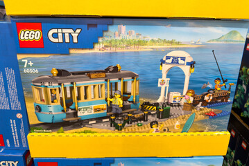 Fototapeta premium LEGO City Coastal Tram Building Set Display 