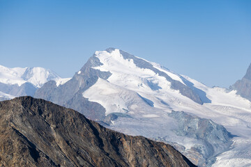 Obraz premium Glacier-Covered Peaks of the Pennine Alps in Upper Valais, Switzerland (Alpes valaisannes)