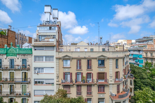 Residential Buildings Facades with Rooftops in Barcelona, Traditional Architecture, Balconies, Urban Apartments