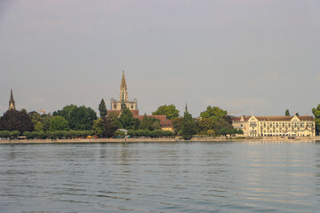 Blick auf den Konstanzer Seegarten, überragt vom Münster © holger.l.berlin