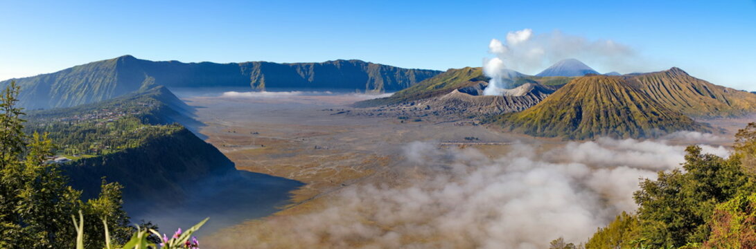 Blick auf das Tengger-Vulkan-Massiv