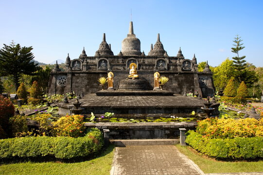 Klein Borobudur