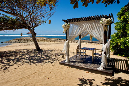 Pavillon am Strand