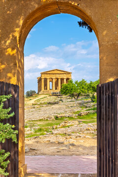 Arch and Temple of Concordia. Agrigento, Sicily, Italy