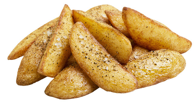 Crispy potato wedges seasoned with salt and pepper