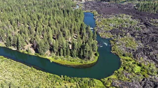 The scenic Deschutes River is a scenic 252-mile tributary of the Columbia River in Central Oregon. It flows through Bend and offers whitewater kayaking, rafting, paddle boarding, and great fishing.