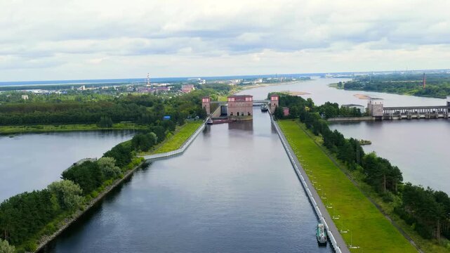 Rybinsk, Russia. The system locks Rybinsk reservoir. Drone footage, Departure of the camera