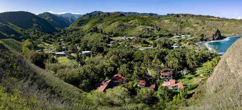 Over the top of Maui to Kahului