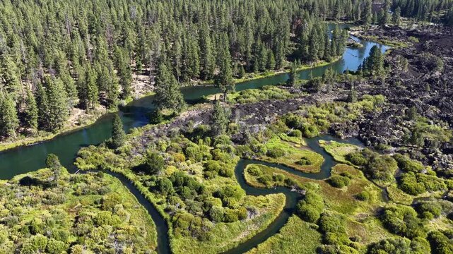The scenic Deschutes River is a scenic 252-mile tributary of the Columbia River in Central Oregon. It flows through Bend and offers whitewater kayaking, rafting, paddle boarding, and great fishing.
