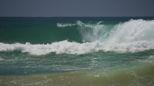 perfect surfing waves in Huntington beach