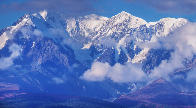 Mountain landscape, snow-capped peaks, glaciers, mountain climbing