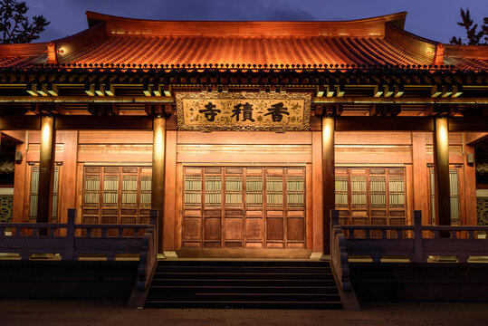 Night View of Xiangji Temple, Hangzhou, Zhejiang, China