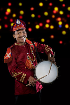 Bandmaster playing on drums 