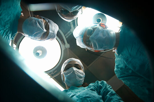 Surgeons in an operation theatre 