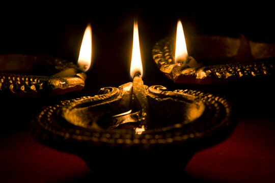 Diyas 