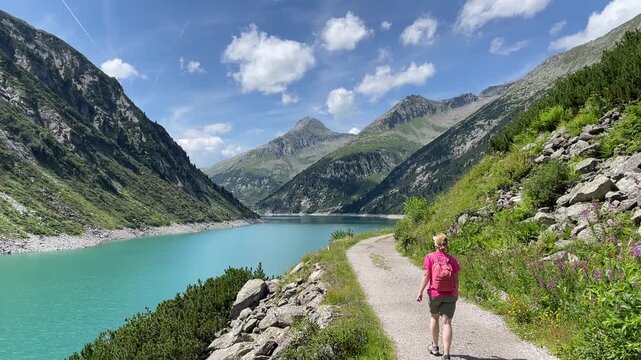 Video Wandern am Speicher Zillergr&uuml;ndl in &Ouml;sterreich