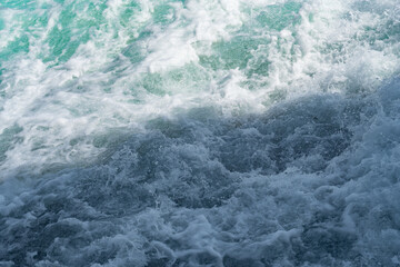 Obraz premium waves on the beach