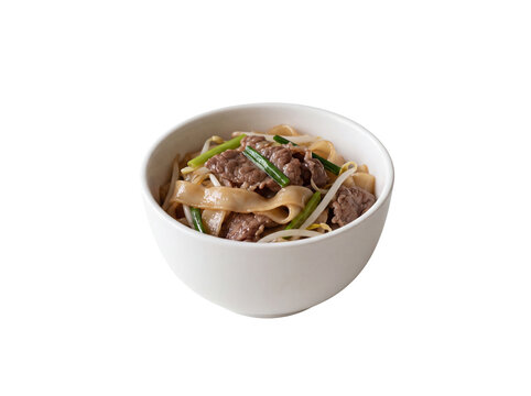 Beef chow fun noodles transparent PNG cutout