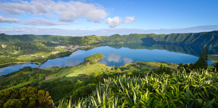 Portugal, Azores, Sao Miguel, Sete Cidades