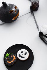 Fototapeta premium Vibrant Halloween decor brings spooky vibes to autumn celebrations