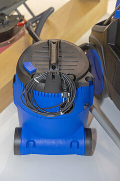 Modern Blue Plastic Compact Wet and Dry Vacuum Cleaner With Long Cable