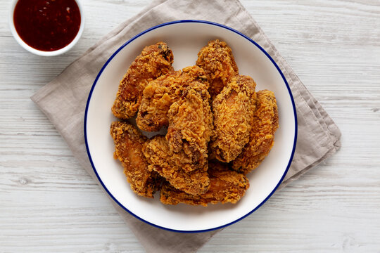 Spicy Deep Fried Chicken Wings with Sweet and Sour Sauce