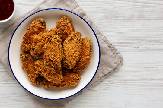 Spicy Deep Fried Chicken Wings with Sweet and Sour Sauce