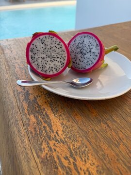 Dragonfruit, Drachenfrucht, fresh Fruit 