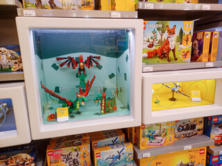 Naklejka premium LEGO store inside view in Canada