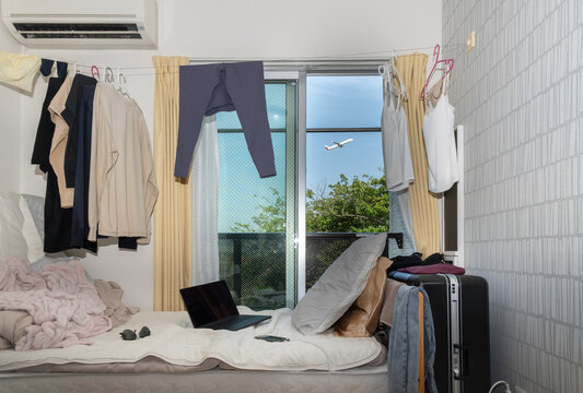 Japanese Small Apartment Bedroom with Indoor Laundry and Airplan