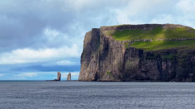 Tj&oslash;rnuv&iacute;k Black Sand Beach with Risin og Kellingin Sea Stacks, Faroe Islands