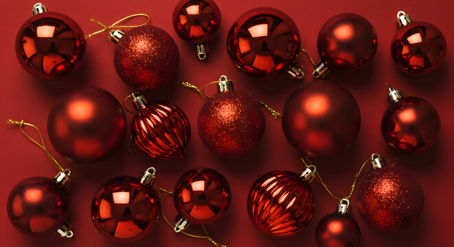 Red Christmas Ornament Arrangement