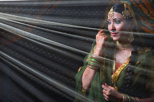 Portrait of a Muslim bride 