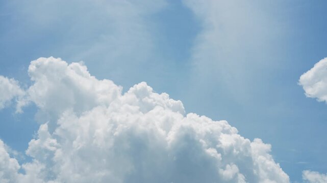 cumulonimbus cloud timelapse (how this towering cumulus builds up so fast in a time-lapse)