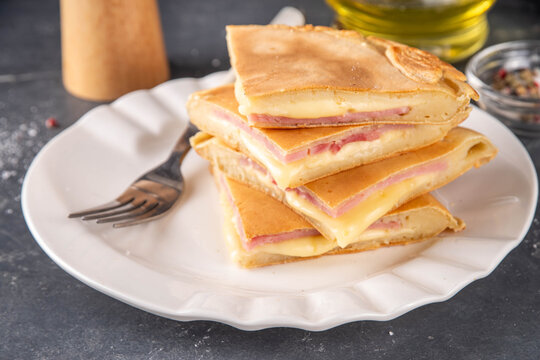 American Pancake Stuffed with Cheese and Ham