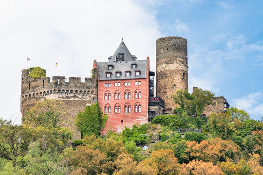 Sch&ouml;nburg caste in Oberwesel, Germany, rhine river valley in summer, medieval town, historic monument, hilltop fortress landmark 
